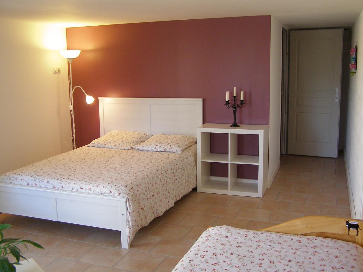 Le Bord De L'Eau Bed & Breakfast Sainte-Terre Exterior photo