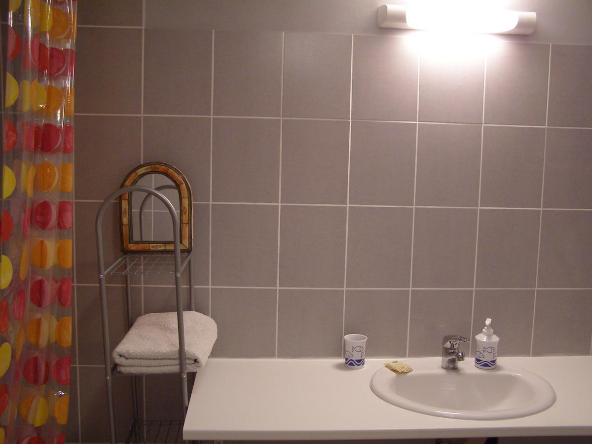 Le Bord De L'Eau Bed & Breakfast Sainte-Terre Exterior photo